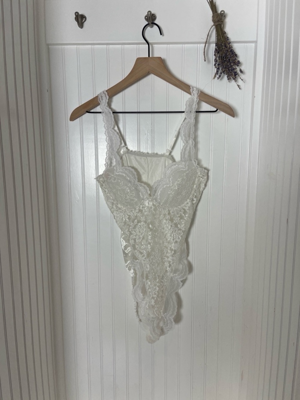 Lace Bodysuit Teddy in White/Cream